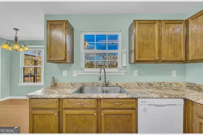 494 Bishop Court, Commerce, GA 30529 - Photo 15