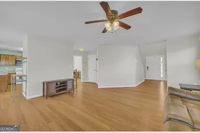 494 Bishop Court, Commerce, GA 30529 - Photo 9