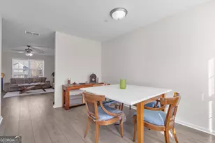 127 Chastain Cir, Newnan, GA 30263 - Photo 7