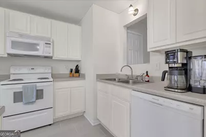 127 Chastain Circle, Newnan, GA 30263 - Photo 15