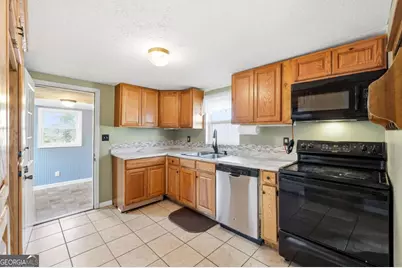 572 Young Loop, Fairmount, GA 30139 - Photo 11