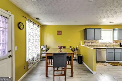 3710 Burling Ridge, Lithonia, GA 30038 - Photo 9