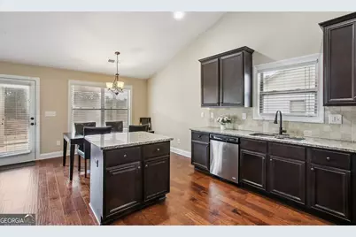 640 Hood Avenue, Fayetteville, GA 30214 - Photo 7