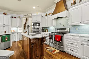 216 Stathams Way, Warner Robins, GA 31088 - Photo 3