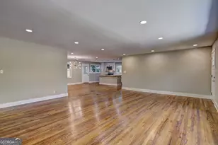 1842 Calloway Dr NW, Atlanta, GA 30314 - Photo 7