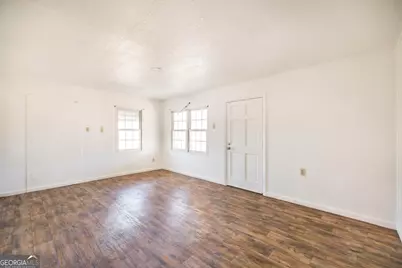 100 Glenwood Avenue, Warner Robins, GA 31088 - Photo 9