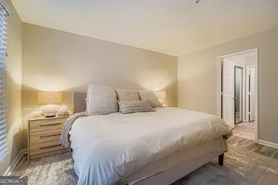 2501 Vineyard Way SE, Smyrna, GA 30082 - Photo 19