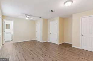 2302 Bartow St, Brunswick, GA 31520 - Photo 13