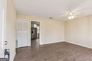 2302 Bartow St, Brunswick, GA 31520 - Photo 3