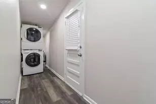 3035 McLendon Cir NW, Atlanta, GA 30318 - Photo 11