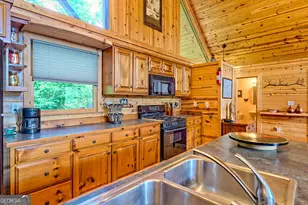 331 Black Bear Den Rd, Clayton, GA 30525 - Photo 11