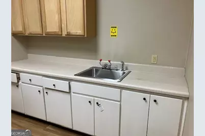 124 W College Street, Griffin, GA 30224 - Photo 9