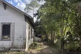 320 W Magnolia St, Fitzgerald, GA 31750 - Photo 13