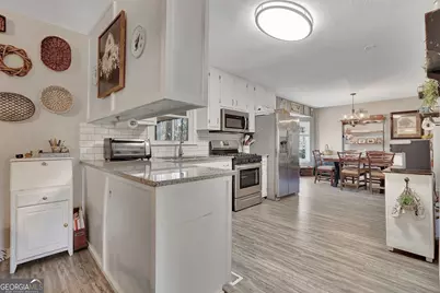 50 Hearthstone Drive E, Newnan, GA 30263 - Photo 17