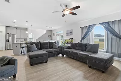 1067 Autumns Wood Circle E, Brunswick, GA 31525 - Photo 7