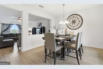 1067 Autumns Wood Circle E, Brunswick, GA 31525 - Photo 5