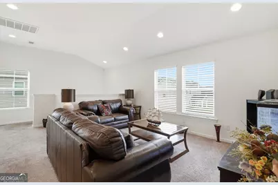 1067 Autumns Wood Circle E, Brunswick, GA 31525 - Photo 13