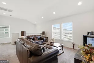 1067 Autumns Wood Cir E, Brunswick, GA 31525 - Photo 13