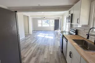 2541 Jewel St, East Point, GA 30344 - Photo 9