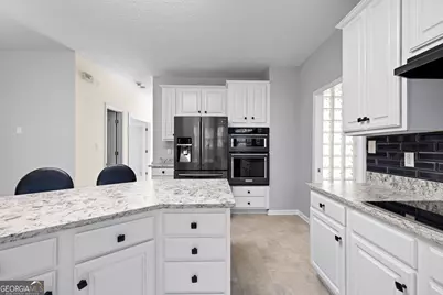 40 Jacksons Valley, Sharpsburg, GA 30277 - Photo 11