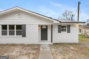 529 College Heights, Portal, GA 30450 - Photo 5