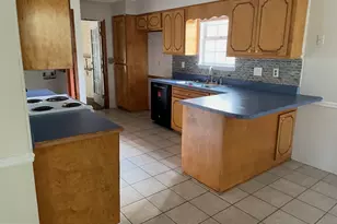 1803 N Barton Dr, Augusta, GA 30906 - Photo 3