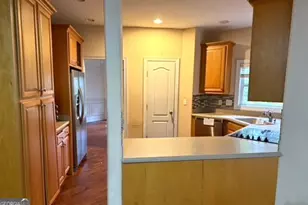 141 Amicalola Way, Jonesboro, GA 30236 - Photo 3