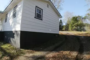 67 N Collins St, Reynolds, GA 31076 - Photo 9