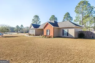 600 Live Oak Wy, Dublin, GA 31021 - Photo 3