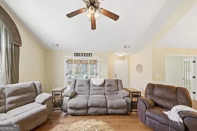 405 Kenley Court, McDonough, GA 30253 - Photo 9