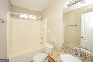 6555 Creekview Ct, Riverdale, GA 30296 - Photo 13