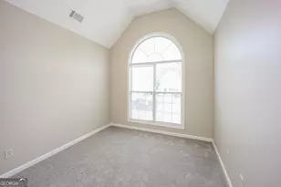 6555 Creekview Ct, Riverdale, GA 30296 - Photo 11