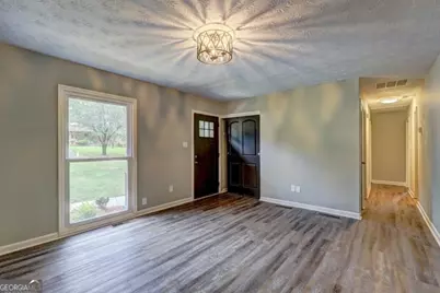 215 Fond Court, Palmetto, GA 30268 - Photo 5