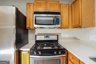 688 Windcroft Circle, Acworth, GA 30101 - Photo 9