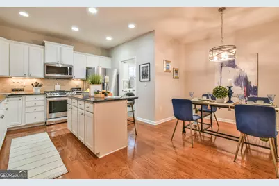 5921 Bellflower Way, Hoschton, GA 30548 - Photo 5