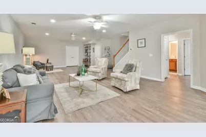 5921 Bellflower Way, Hoschton, GA 30548 - Photo 29