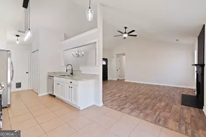 5803 Riverside Walk Drive, Sugar Hill, GA 30518 - Photo 9