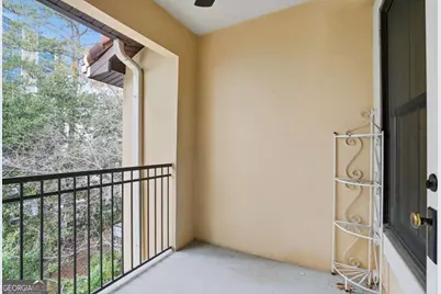 3777 Peachtree Road NE #932, Atlanta, GA 30319 - Photo 23