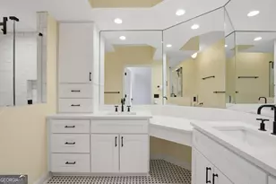 3777 Peachtree Road NE, Atlanta, GA 30319 - Photo 13