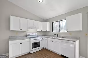 5515 Rock Springs Rd, Lithonia, GA 30038 - Photo 9