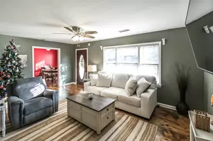 209 Hill Dr, Carrollton, GA 30117 - Photo 3