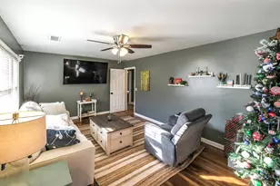 209 Hill Dr, Carrollton, GA 30117 - Photo 5