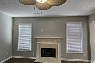 1016 Maple Leaf Dr, McDonough, GA 30253 - Photo 5