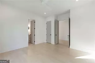 2991 Surrey Ln, Atlanta, GA 30341 - Photo 11