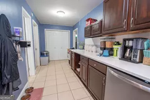 134 Rustica Dr, Newnan, GA 30263 - Photo 9