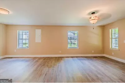 613 Bradley Avenue, Lafayette, GA 30728 - Photo 5