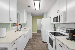 121 Benicia Ln, Guyton, GA 31312 - Photo 9