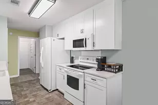 121 Benicia Ln, Guyton, GA 31312 - Photo 9