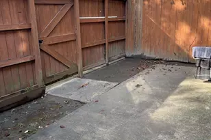 6354 Shannon Pkwy, Union City, GA 30291 - Photo 19