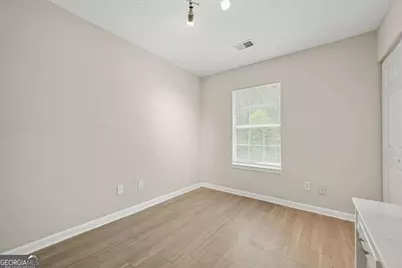 5242 McCarter Station, Stone Mountain, GA 30088 - Photo 7